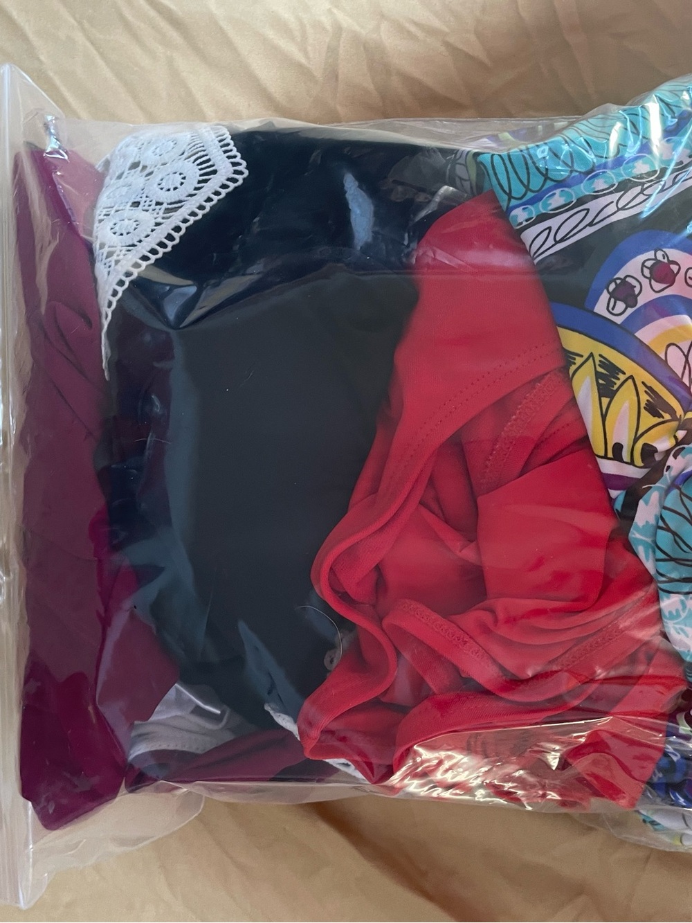 Size Medium Swimsuit Bundle (5-Pack) ✨ Worn Once for Photos 🎁FREE BONUS GIFT
